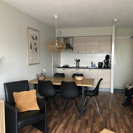 Appartement De Vrijbuiter, Resort Amelander Kaap Hollum  Kültér fotó