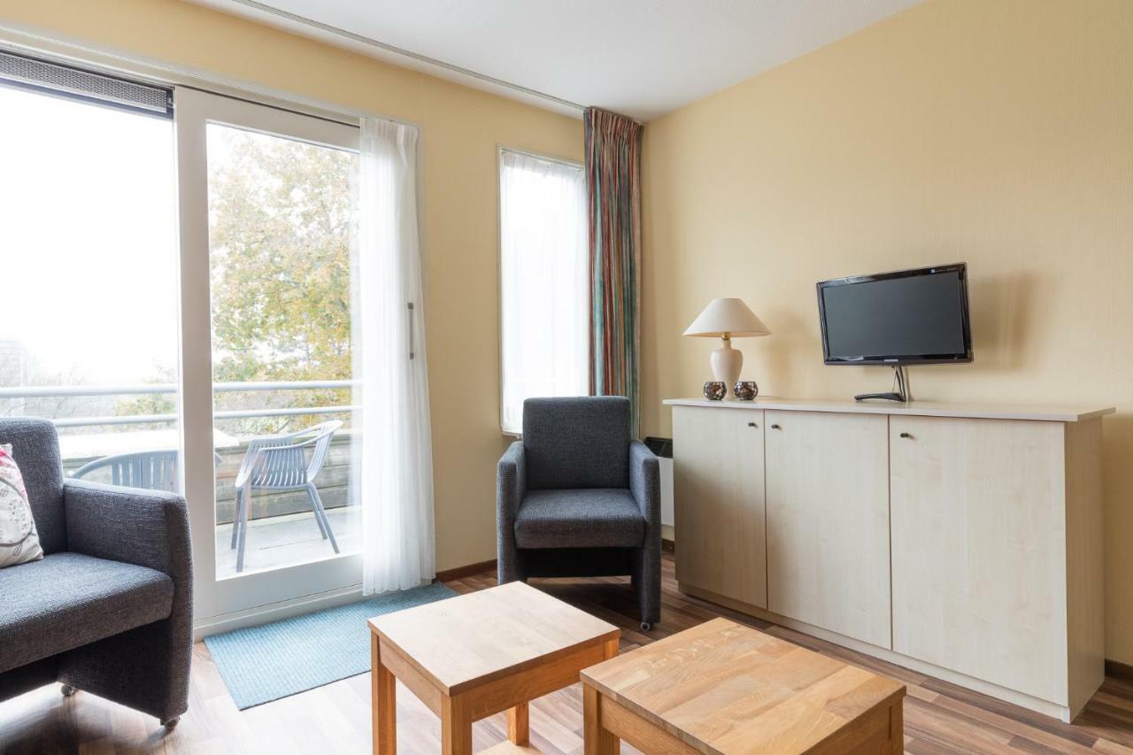 Appartement De Vrijbuiter, Resort Amelander Kaap Hollum  Kültér fotó